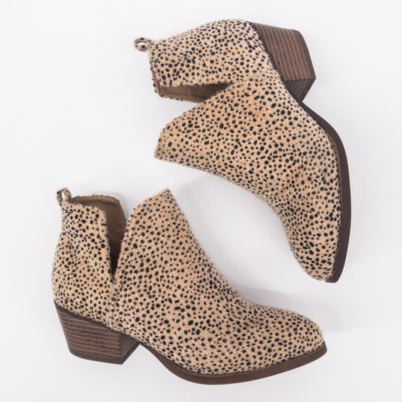 chinese laundry caring cheetah booties
